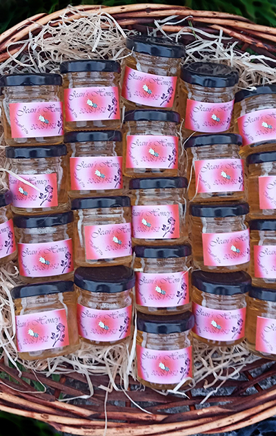 Personalized Honey Jars for Favours